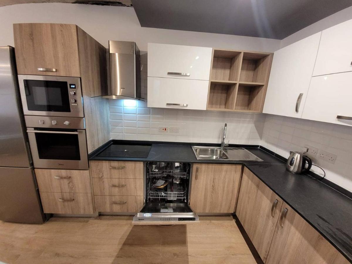 St Paul's Bay New Modern Penthouse 2 Minutes From Seascape * St. Paul's Bay