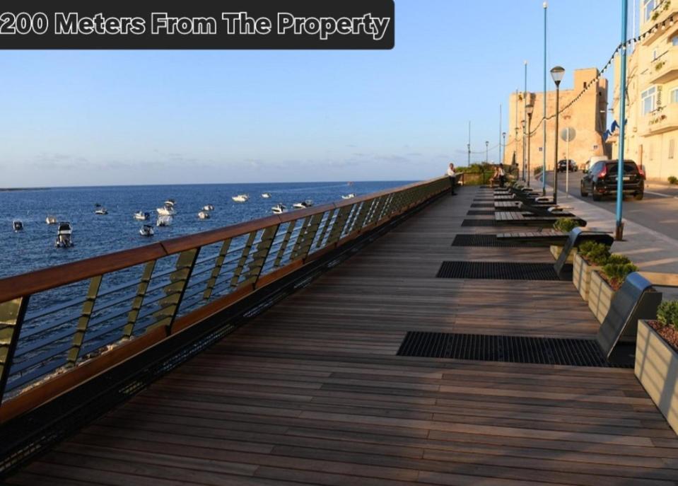 St Paul's Bay New Modern Penthouse 2 Minutes From Seascape * St. Paul's Bay
